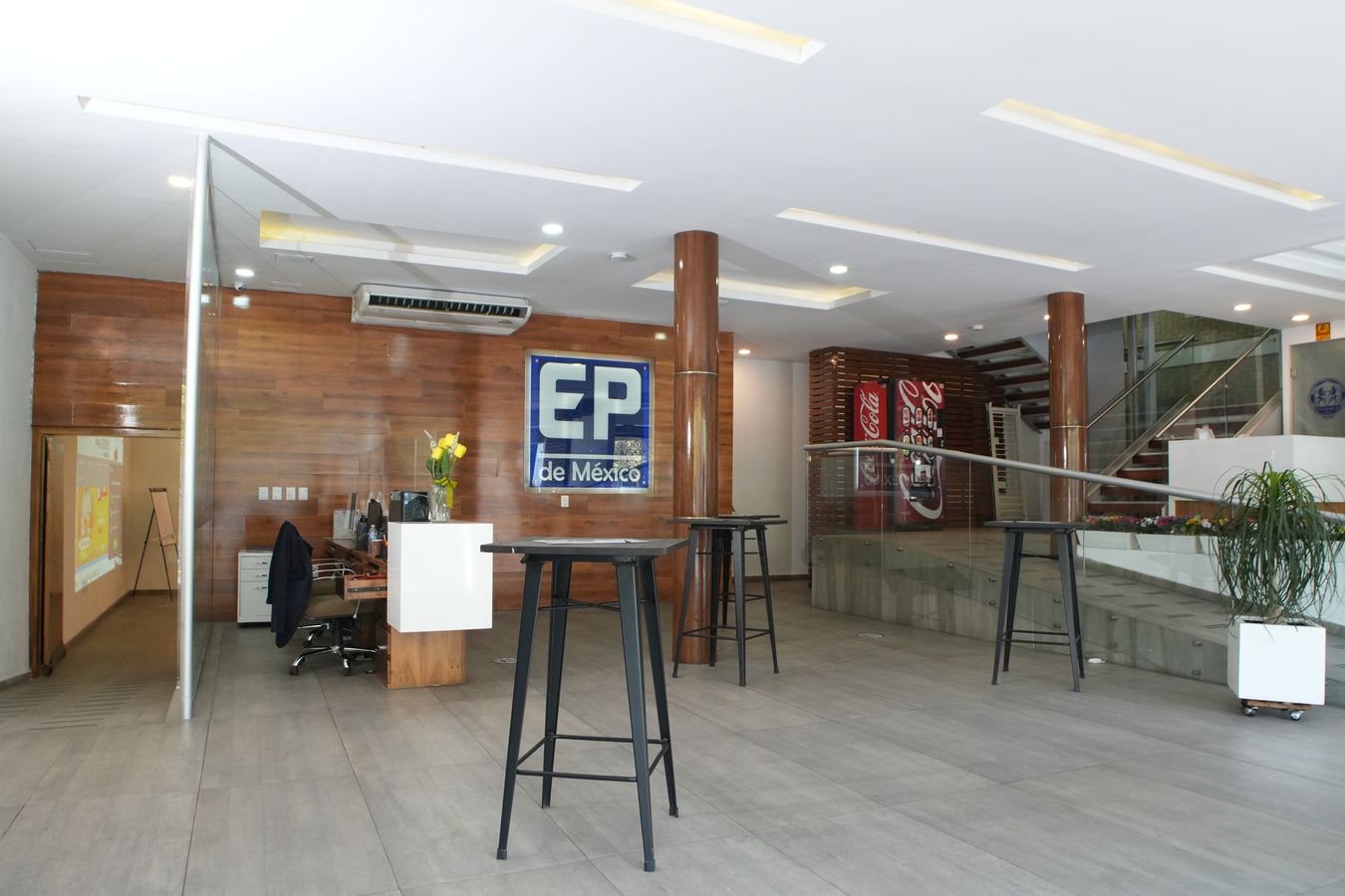 Lobby — vista lateral